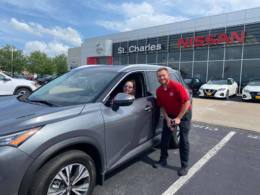 Nissan Dealer «St. Charles Nissan», reviews and photos, 5625 Veterans Memorial Pkwy, St Peters, MO 63376, USA