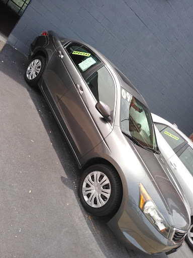 Used Car Dealer «River Front Auto Sales», reviews and photos, 1379 Niagara St, Buffalo, NY 14213, USA