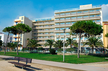 Hotel htop Pineda Palace & SPA Passeig Marítim, 9, 08397 Pineda de Mar, Barcelona, España
