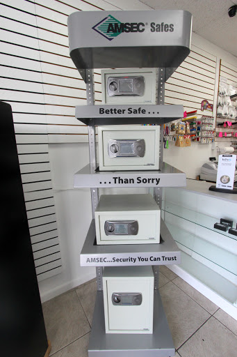 Locksmith «24/7 US LOCKSMITH», reviews and photos, 1946 NE 163rd St, North Miami Beach, FL 33162, USA