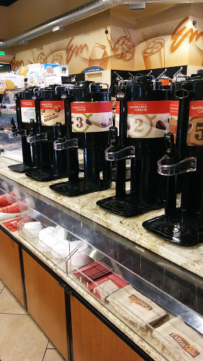 Gas Station «Chevron», reviews and photos, 993 Lawson Ave, Woodburn, OR 97071, USA