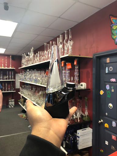 Vaporizer Store «Vapors Smoke shop», reviews and photos, 501 Hargrove Rd E f, Tuscaloosa, AL 35401, USA