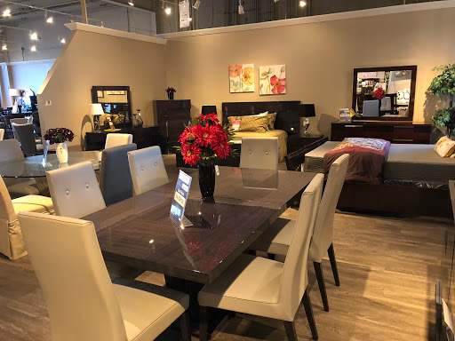 Furniture Store «Huffman Koos Furniture», reviews and photos, 1640 Broadhollow Rd, Farmingdale, NY 11735, USA