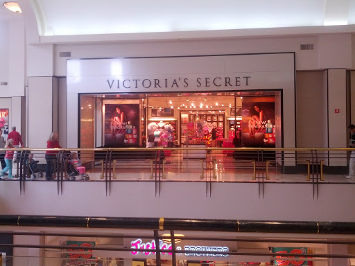 Shopping Mall «Crabtree Valley Mall», reviews and photos, 4325 Glenwood Ave, Raleigh, NC 27612, USA