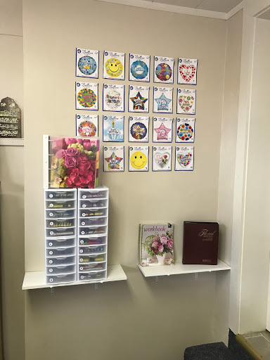 Florist «Amber Flower & Gift Shop», reviews and photos, 117 E Park Ave, Libertyville, IL 60048, USA