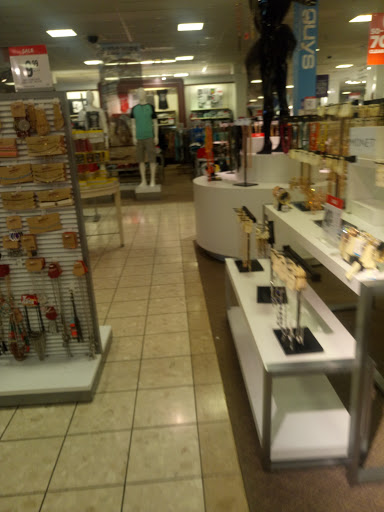 Shopping Mall «Laguna Hills Mall», reviews and photos, 24155 Laguna Hills Mall, Laguna Hills, CA 92653, USA