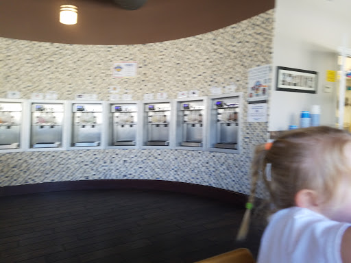 Sandwich Shop «Brain Freeze Frozen Yogurt», reviews and photos, 2217 7th Ave, Vero Beach, FL 32960, USA