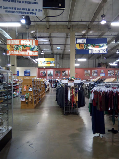 Thrift Store «St. Vincent de Paul Thrift Store of Dallas», reviews and photos, 3052 W Northwest Hwy, Dallas, TX 75220, USA