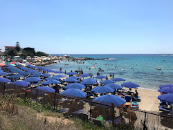 Foto von Spiaggia di Lido Checca mit geräumige bucht