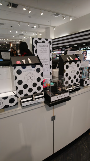 Cosmetics Store «SEPHORA», reviews and photos, 616 Southcenter Mall, Tukwila, WA 98188, USA