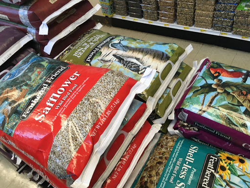 Pet Supply Store «Essex County Co-Op», reviews and photos, 146 S Main St, Topsfield, MA 01983, USA