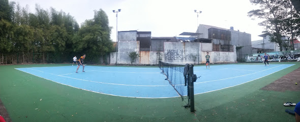 Lapangan Tenis Dan Basket