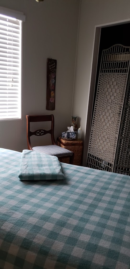 Claudia's Relaxing Massage 95973