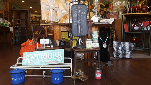 Restaurant «Cumberland Cafe and Market», reviews and photos, 1368 Market St, Dayton, TN 37321, USA