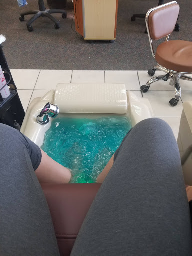 18075 East 8 Mile Road, Eastpointe, MI 48021, USA