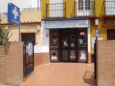 Centro Veterinario Guadaira C. Benajete, 38, 41510 Mairena del Alcor, Sevilla, España