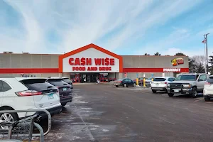 Cash Wise Foods Grocery Store Hutchinson image