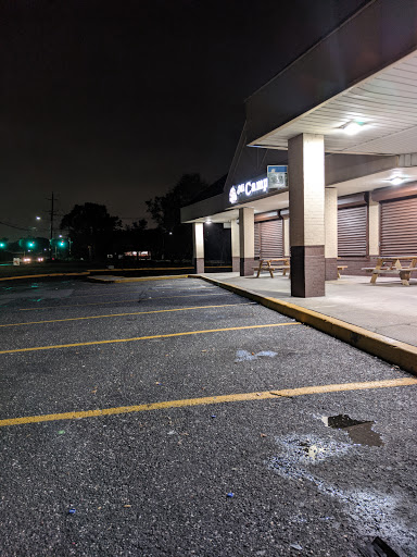 Grocery Store «Fifth Avenue Village Market», reviews and photos, 1389 5th Ave #1, Bay Shore, NY 11706, USA