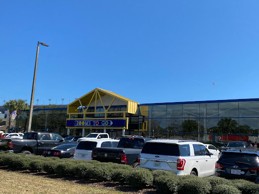 Furniture Store «Rooms To Go Furniture Store - Daytona Beach», reviews and photos, 2375 W International Speedway Blvd, Daytona Beach, FL 32114, USA