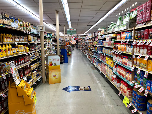 Grocery Store «Hometown Market», reviews and photos, 723 2nd Ave E, Oneonta, AL 35121, USA