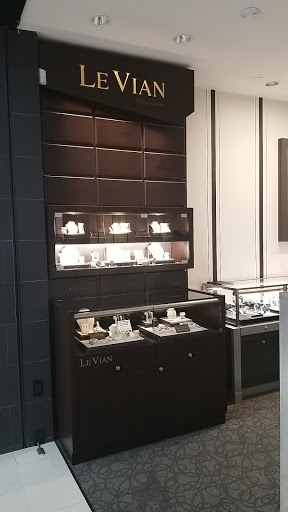 Jewelry Store «Kay Jewelers», reviews and photos, 11401 Pines Blvd #126, Pembroke Pines, FL 33026, USA