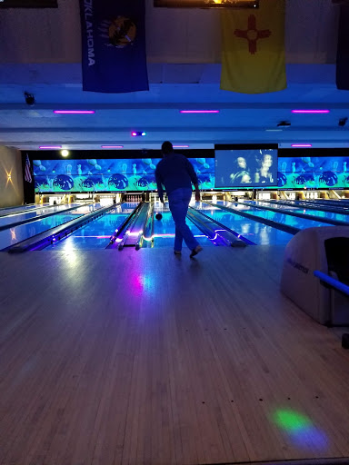 Bowling Alley «Capri Bowling Lanes», reviews and photos, 2727 S Dixie Dr, Dayton, OH 45409, USA