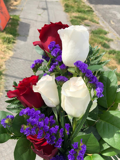 Florist «Flower Lab», reviews and photos, 2600 California Ave SW, Seattle, WA 98116, USA