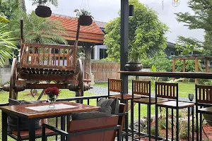 Bantak Café and Wine Garden image