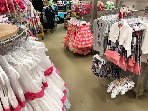 Shopping Mall «Aurora Farms Premium Outlets», reviews and photos, 549 S Chillicothe Rd, Aurora, OH 44202, USA