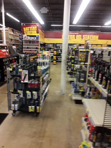 Auto Parts Store «Advance Auto Parts», reviews and photos, 7448 Little River Turnpike, Annandale, VA 22003, USA