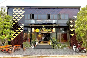 Chang’s Restaurant image