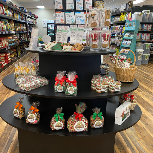 Pet Supply Store «Pets Naturally», reviews and photos, 1420 W South Airport Rd, Traverse City, MI 49686, USA