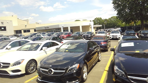 Mercedes Benz Dealer «Mercedes-Benz of Alexandria», reviews and photos, 200 S Pickett St, Alexandria, VA 22304, USA