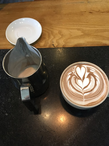 Third Wave Roastery (3RD Wave Roastery) - Cafe
