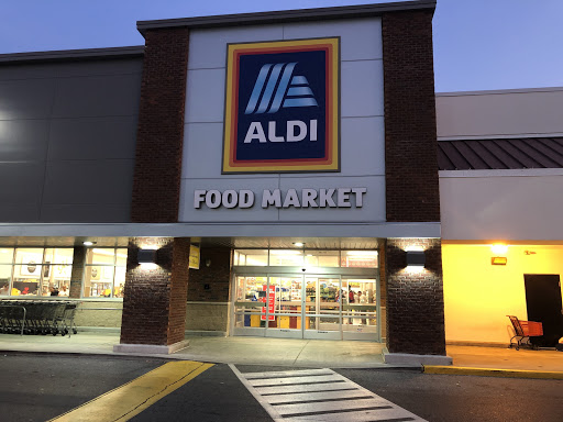 ALDI, 9616 Reisterstown Rd #101, Owings Mills, MD 21117, USA, 