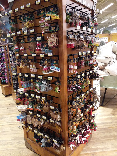 Sporting Goods Store «Bass Pro Shops», reviews and photos, 1 Bass Pro Dr, Bristol, TN 37621, USA