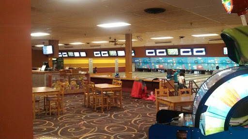 Bowling Alley «Thunder Alley XL & Big Thunder Mini Golf», reviews and photos, 1401 US-169, Grand Rapids, MN 55744, USA