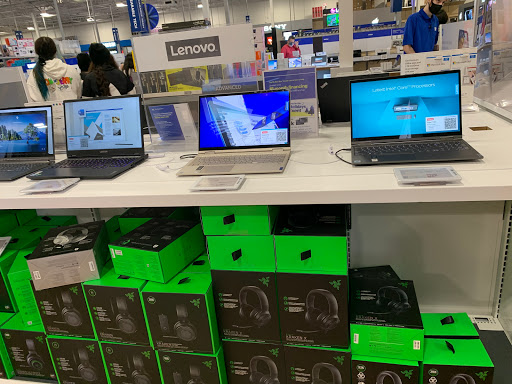 Electronics Store «Best Buy», reviews and photos, 2288 E Williams Field Rd, Gilbert, AZ 85295, USA