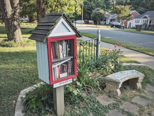 Merryoaks Free Little Library
