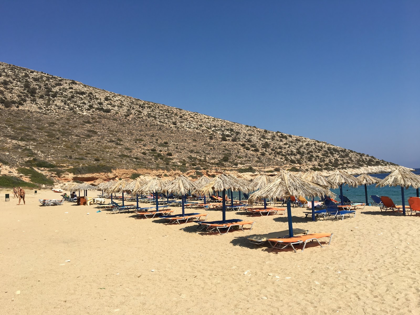 Agios Theodoti beach的照片 便利设施区域