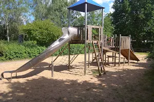 Spielplatz am Friedhof Berenbostel image