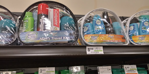 Supermarket «Giant Eagle Supermarket», reviews and photos, 873 Refugee Rd, Pickerington, OH 43147, USA