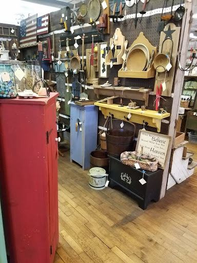 Home Goods Store «Olde Factory», reviews and photos, 139 S Hanover St, Hummelstown, PA 17036, USA