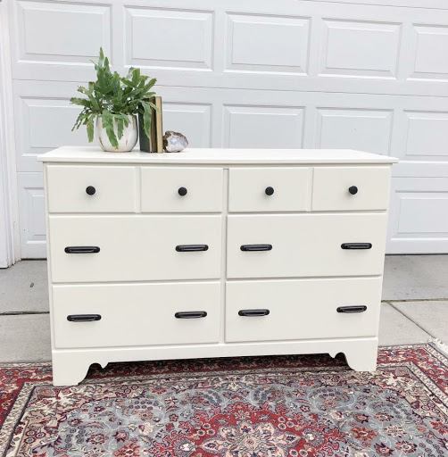 Furniture Store «Carver Junk Company», reviews and photos, 206 N Chestnut St, Chaska, MN 55318, USA