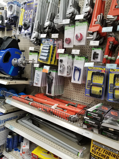 Hardware Store «Harbor Freight Tools», reviews and photos, 1349 N Blackstone Ave, Fresno, CA 93703, USA
