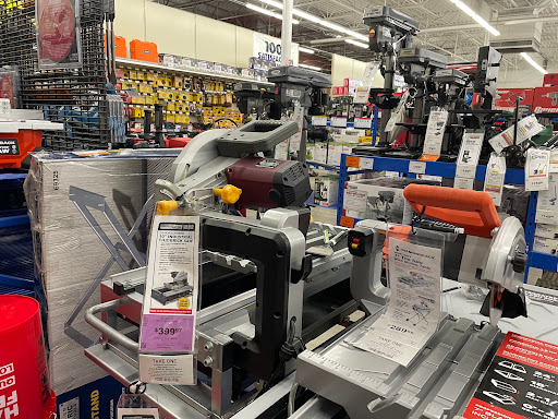 Hardware Store «Harbor Freight Tools», reviews and photos, 2418 Commercial Way, Spring Hill, FL 34606, USA
