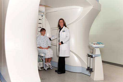Hampton Roads Orthopaedic Spine & Sports Medicine: Open Multi Positional MRI