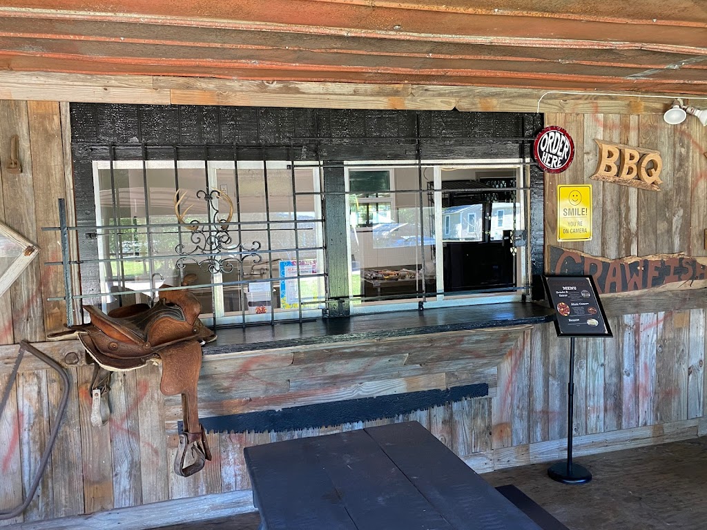 Black Smoke BBQ & Crawfish 71052