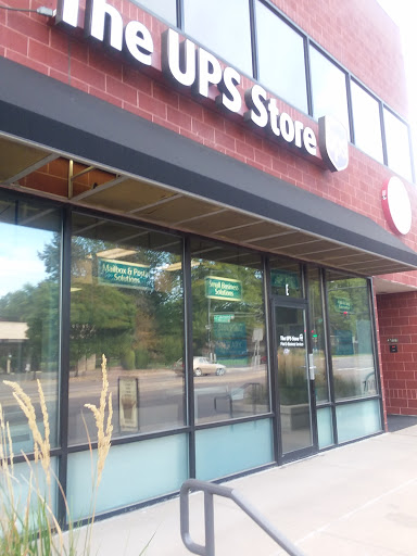 Shipping and Mailing Service «The UPS Store #2579», reviews and photos, 700 Colorado Blvd, Denver, CO 80206, USA