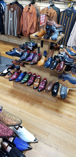 Used Clothing Store «DRESS TO IMPRESS», reviews and photos, 9537 S Western Ave, Chicago, IL 60643, USA